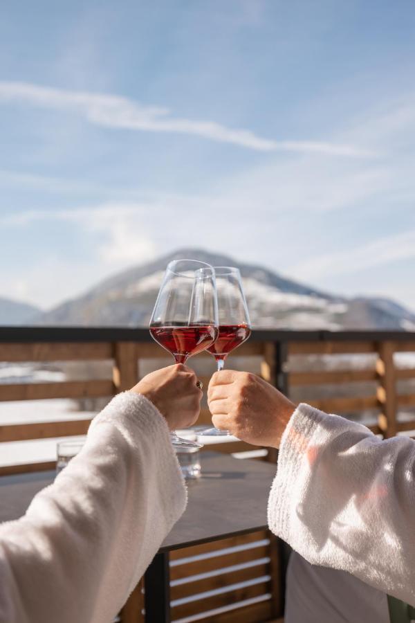Alpine Collection Wildschonau: Paragliding Paradise Near Skiwelt Wilder Kaiser * Niederau