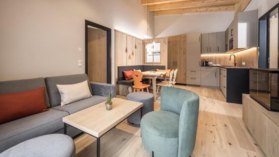 Aparthotel Alpine Collection Wildschonau: Paragliding Paradise Near Skiwelt Wilder Kaiser Niederau