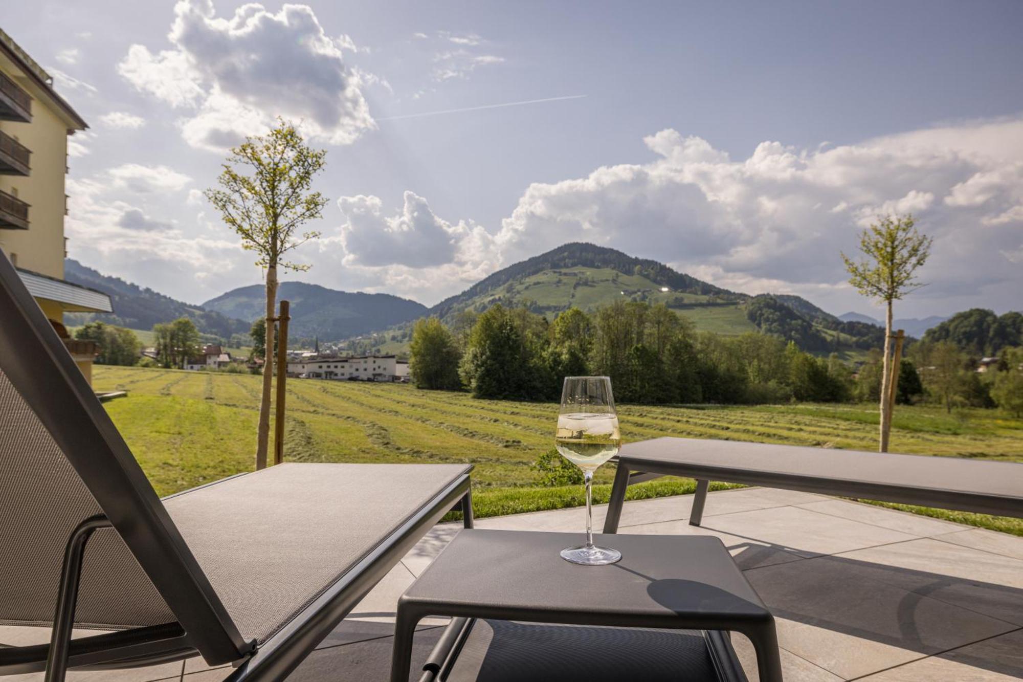 Alpine Collection Wildschonau: Paragliding Paradise Near Skiwelt Wilder Kaiser *