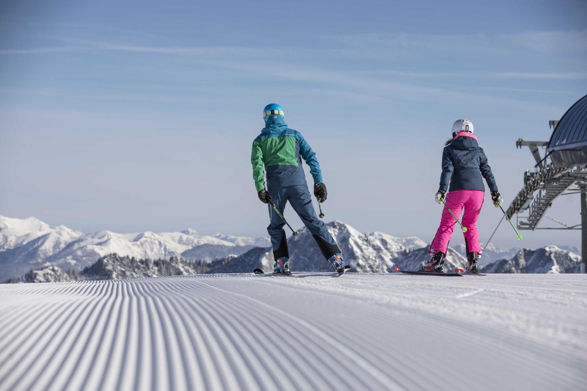 Aparthotel Alpine Collection Wildschonau: Paragliding Paradise Near Skiwelt Wilder Kaiser Niederau